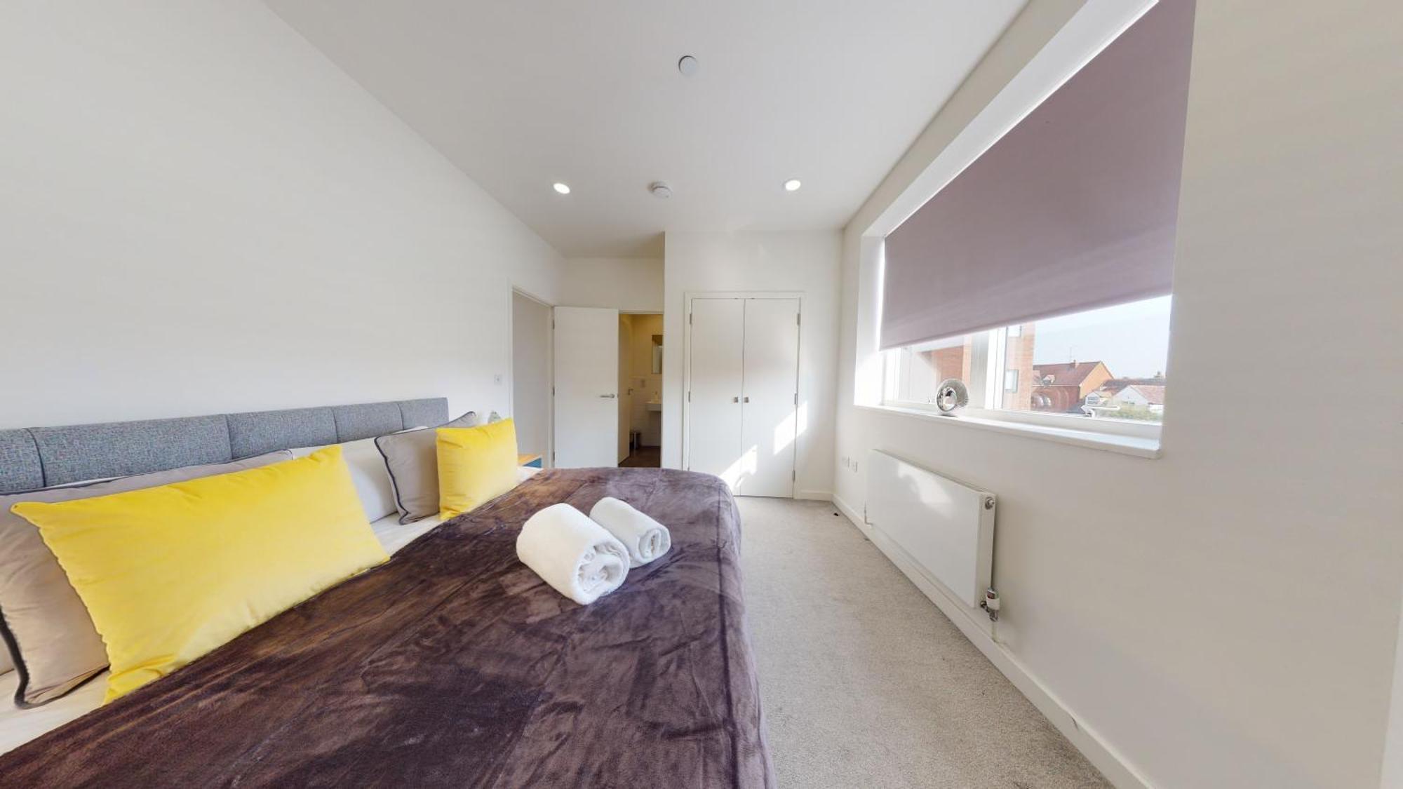 Luxury Apartment - Town Centre North Стивънидж Екстериор снимка